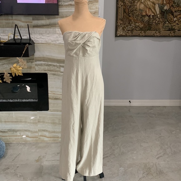 Pants - Women’s Tan Strapless Jumpsuit Size M.